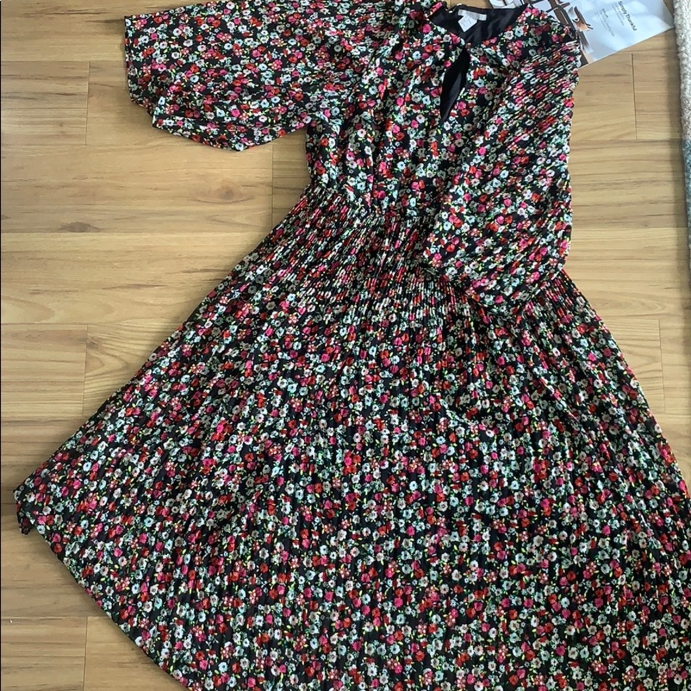 Floral Midi Dress with Sleeves